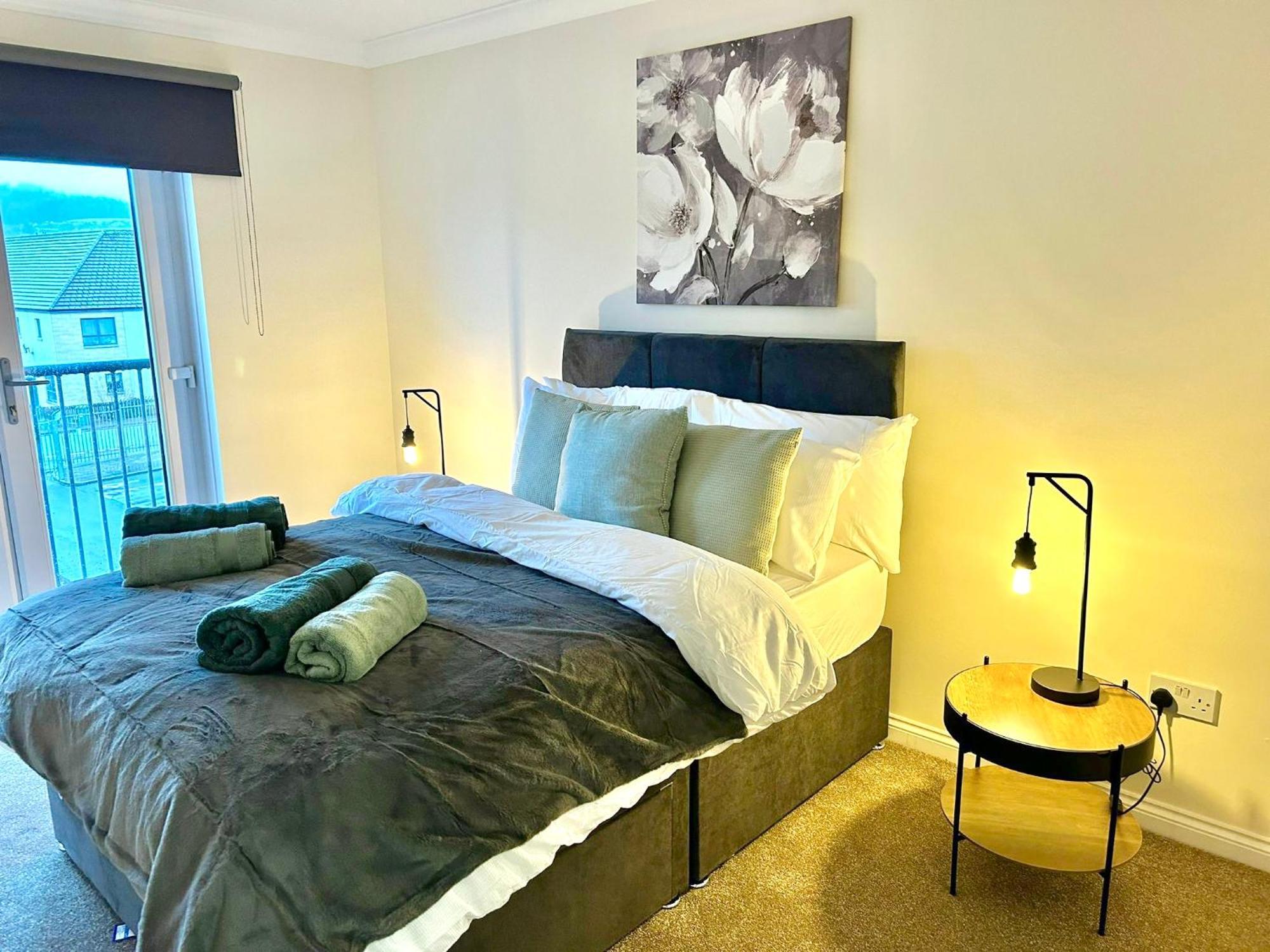 Central Cosy Riverview Apartment 2 Bed, 2 Bath, Free Parking / Wifi Inverness Exterior photo